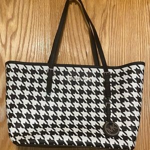 Michael Kors Houndstooth Tote